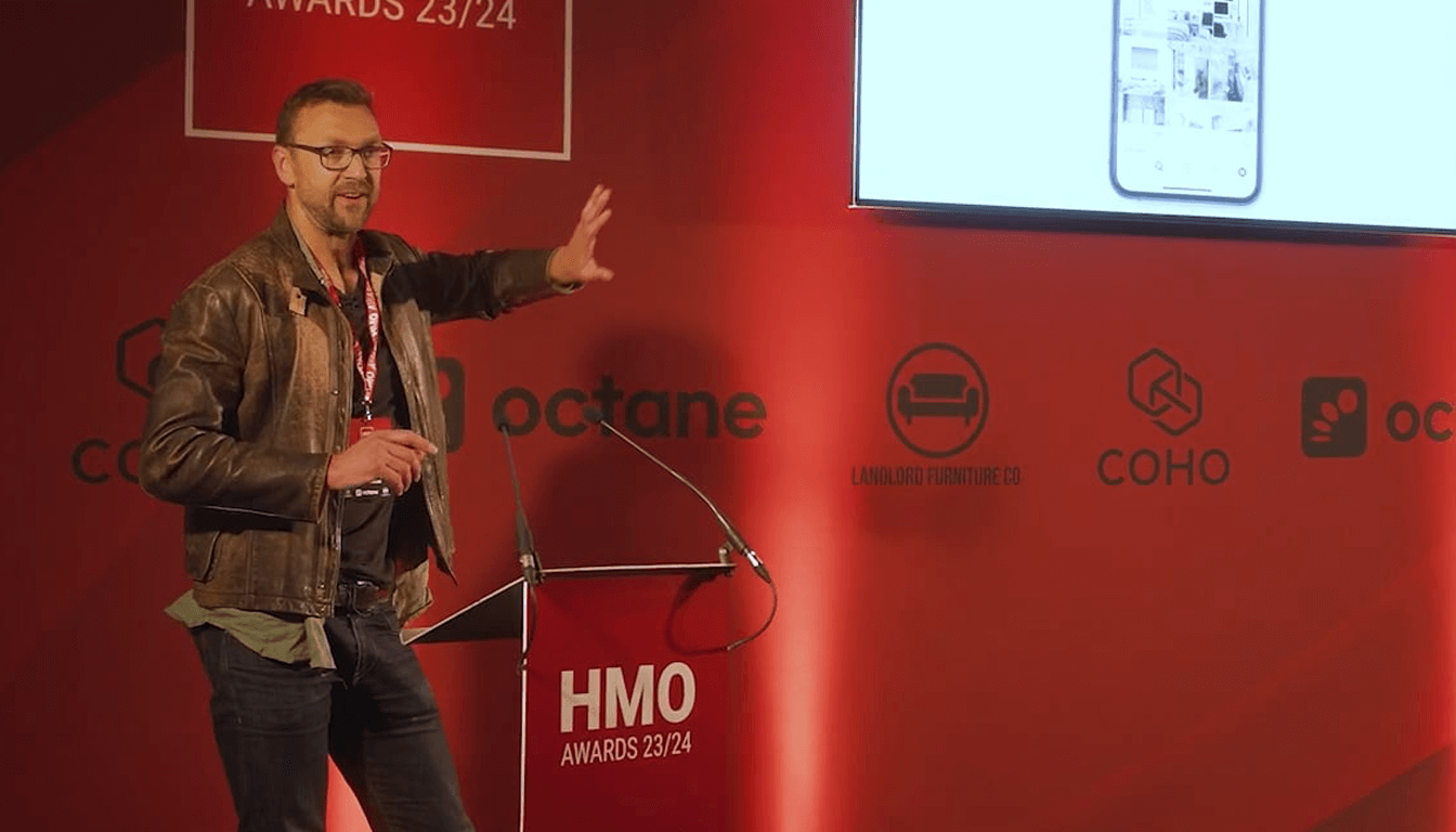 Tom Charrier speaking at the HMO Awards